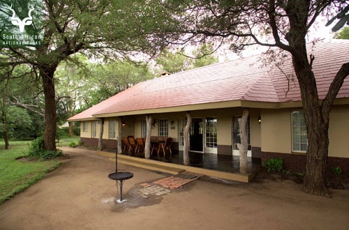 Stanley guesthouse, Satara